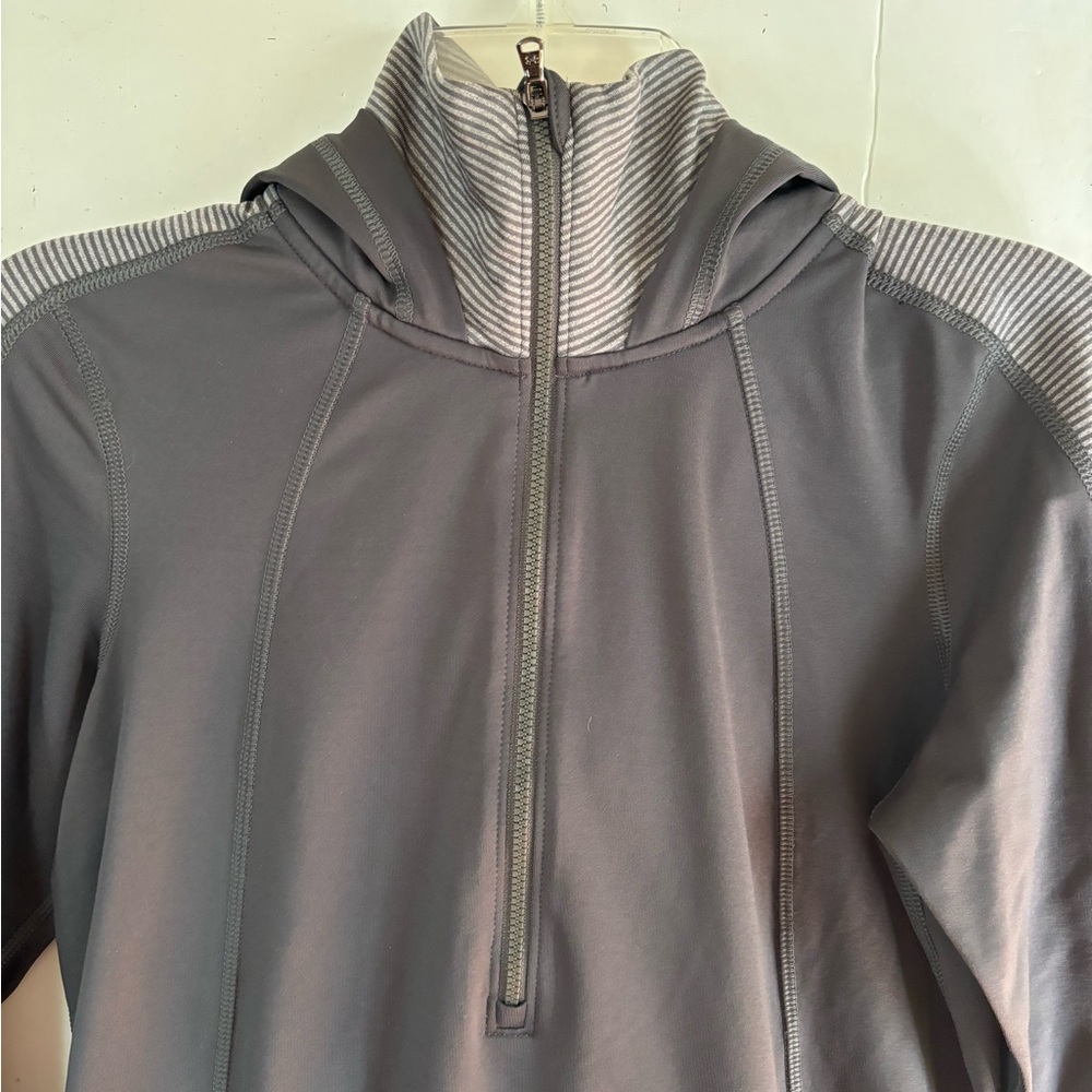UNDER ARMOUR Charcoal Quarter-Zip Hoodie - Picture 4 of 12